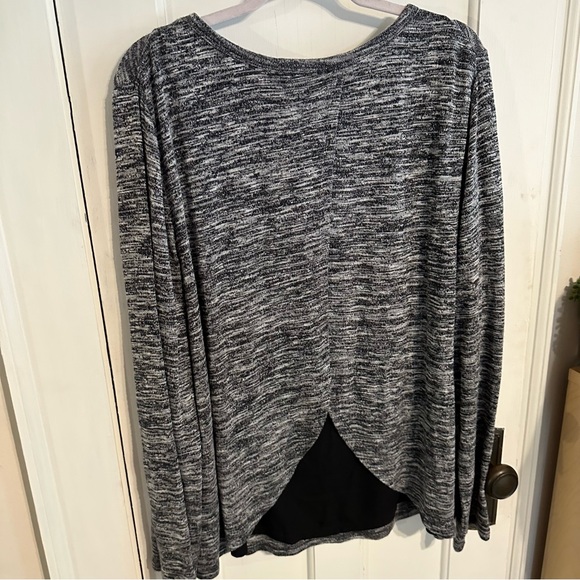 Old Navy | Dark Heather Gray Sweater - Picture 3 of 5
